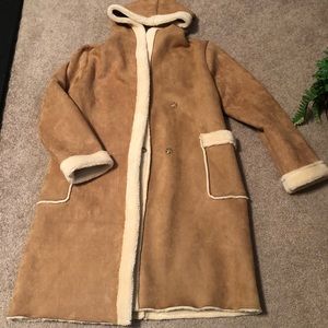 Womens Sherpa 3/4 length Coat XL. NWT